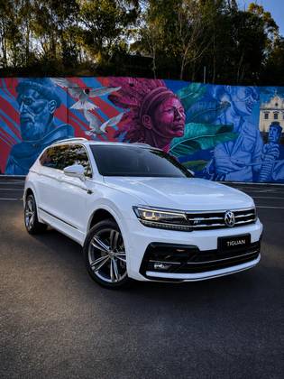 VOLKSWAGEN TIGUAN 2.0 350 TSI GASOLINA ALLSPACE R-LINE 4MOTION DSG VOLKSWAGEN TIGUAN 2.0 350 TSI GASOLINA ALLSPACE R-LINE 4MOTION DSG